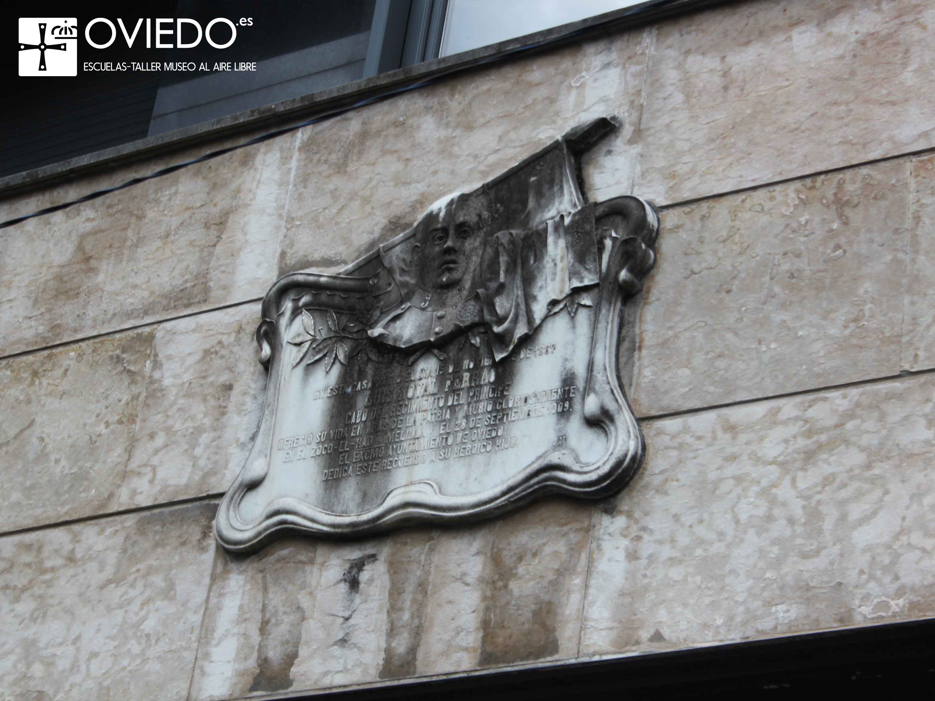 Escultura Lápida al Cabo Luis Noval